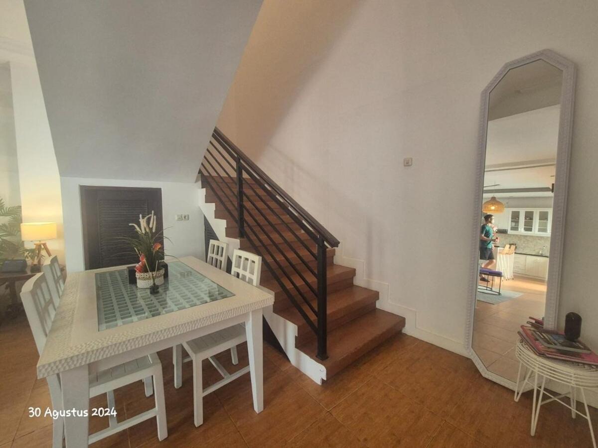 Aura 3 Bedroom In Seminyak, Near The Seminyak (Bali)