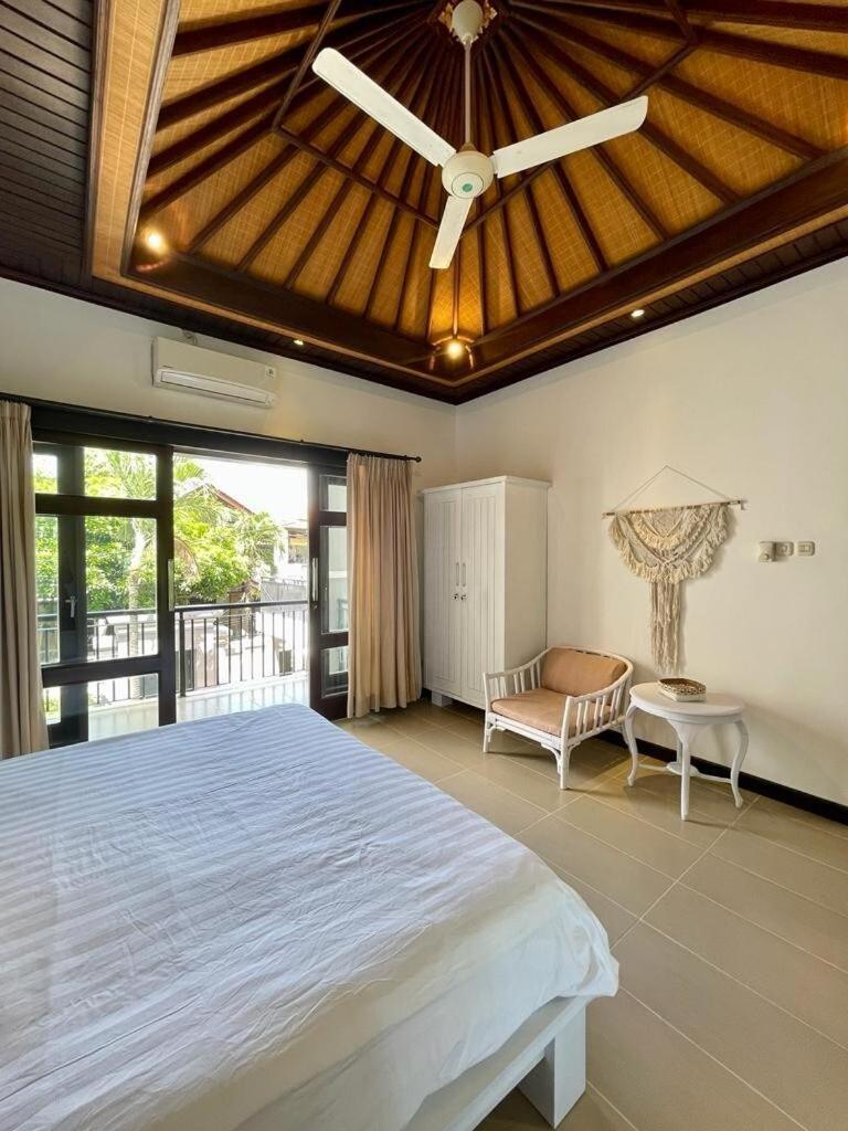 Aura 3 Bedroom In Seminyak, Near The